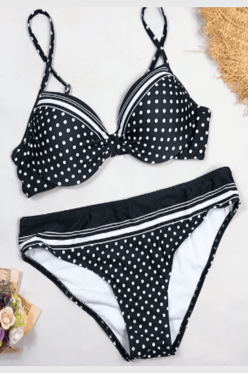Bikini Damen mit punkten