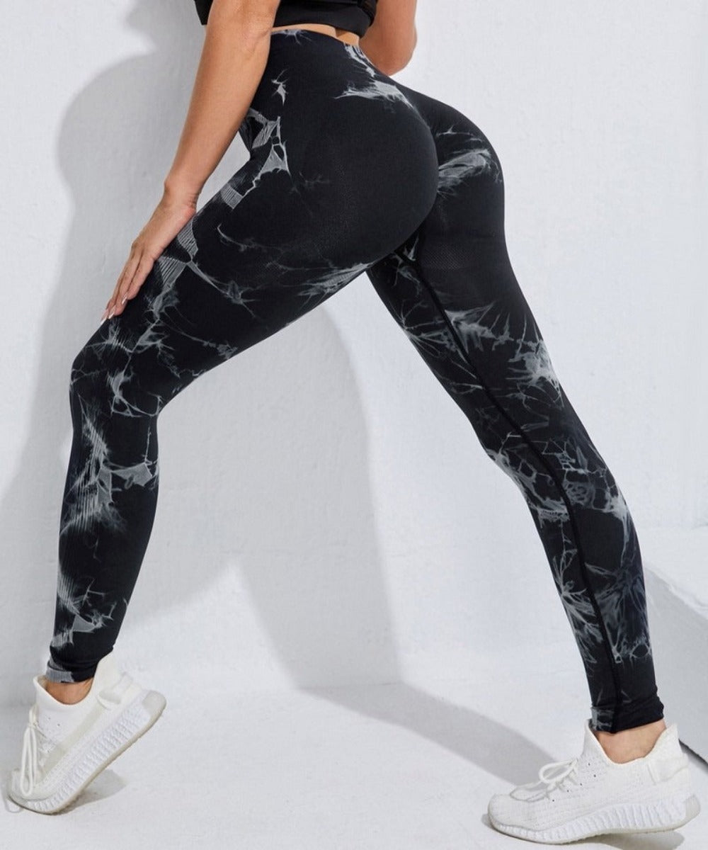Sports leggings with shaping effect